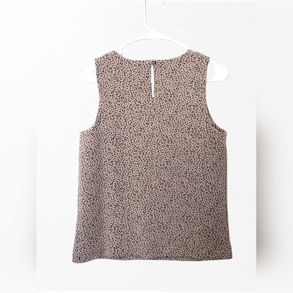 Banana Republic Leopard Print Sleeveless Top Size Small - Picture 2 of 4